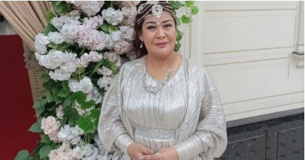Второй муж Хосият Хусановой умер месяц назад, и вскоре после этого она была вынуждена выйти на работу.