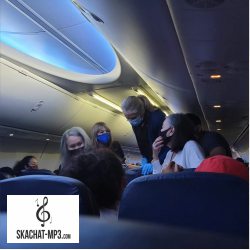 «Удар в лоб»: отечественная авиакомпания выступила с заявлением об известном певце, проявившем агрессию к стюардессе в самолете