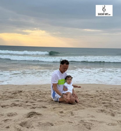 Баян Алагузова поделилась семейными кадрами из отпуска в Таиланде