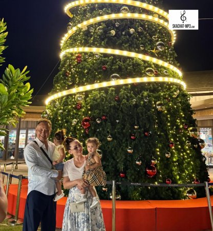 Баян Алагузова поделилась семейными кадрами из отпуска в Таиланде